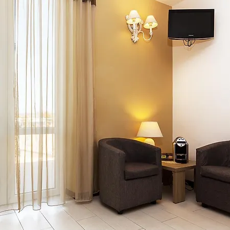 Le Residenze Del Centro מלון דירות
