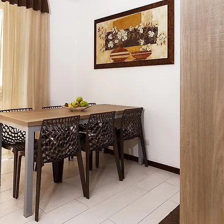 Le Residenze Del Centro Apart Otel
