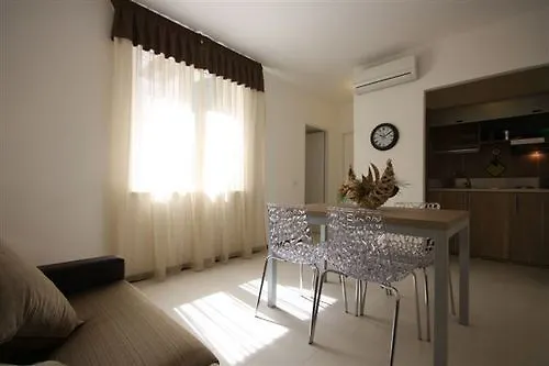 Le Residenze Del Centro Aparthotel Olbia