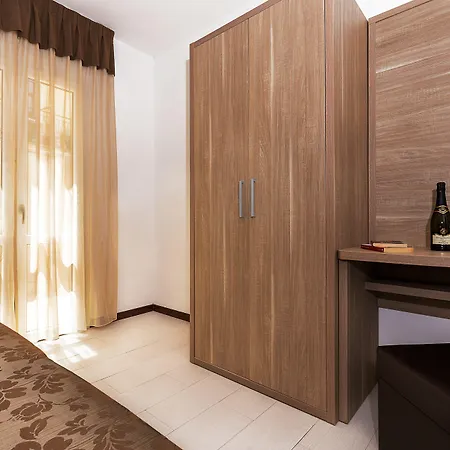 Le Residenze Del Centro アパートホテル オルビア