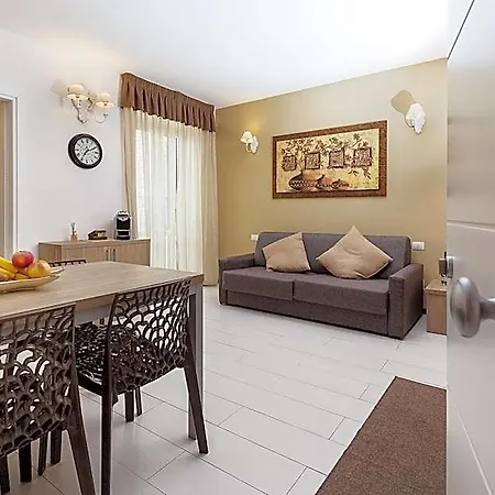 Le Residenze Del Centro 3* 올비아