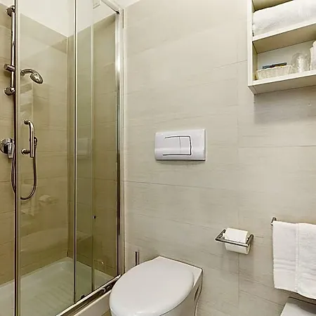 Le Residenze Del Centro 3* 올비아