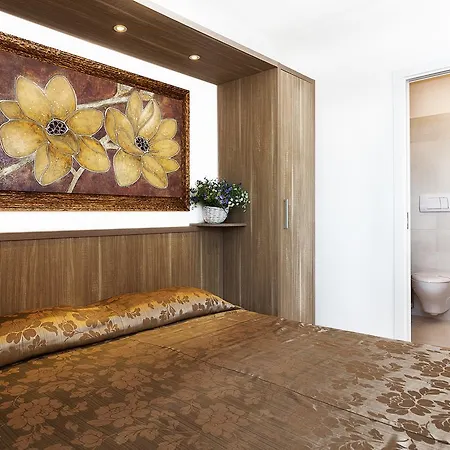 Le Residenze Del Centro Ξενοδοχείο με διαμερίσματα 2*