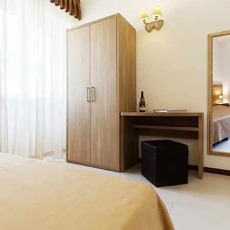 Le Residenze Del Centro 3* أولبيا